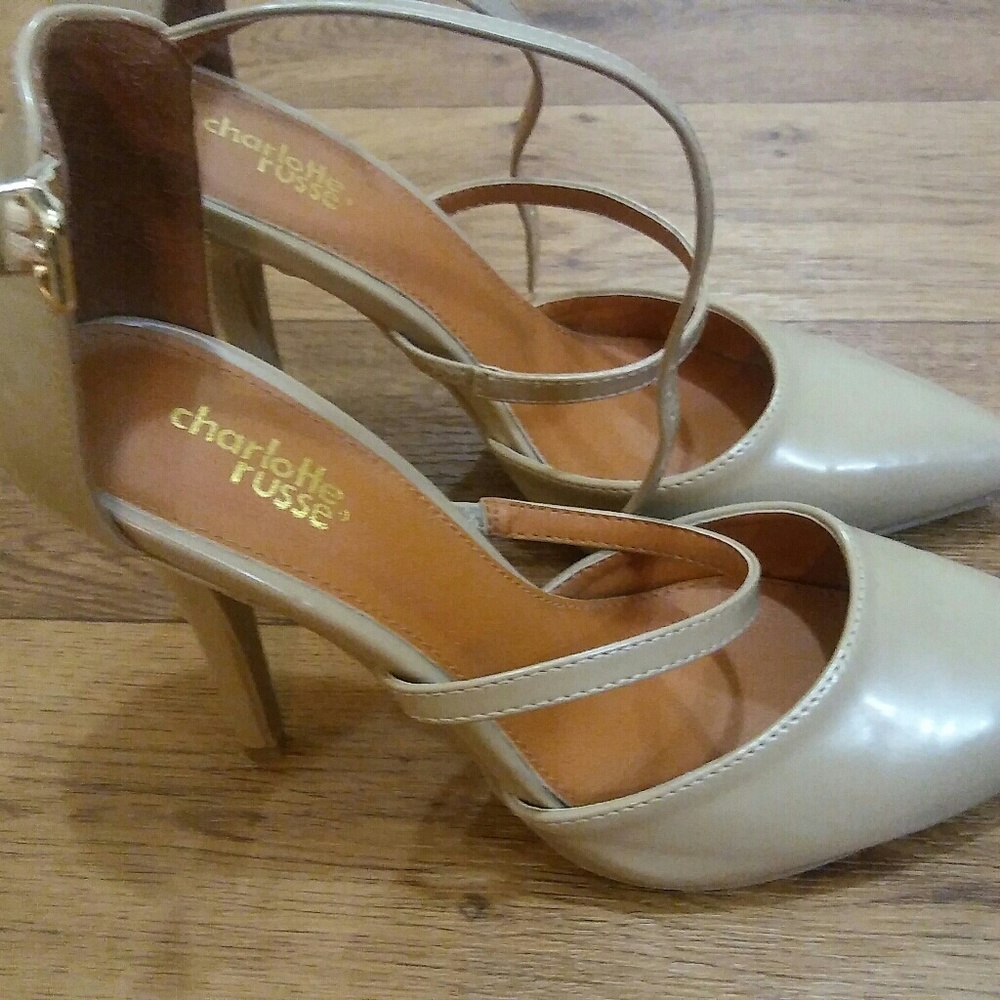 Dress shoes